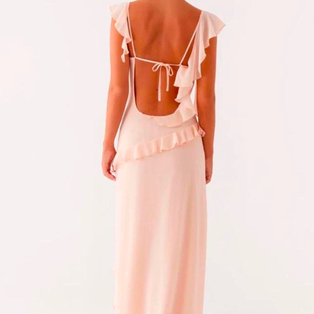 SOLD ITEM PLS DONT PURCHASE!!Chic Backless Pink Ruffle Dress